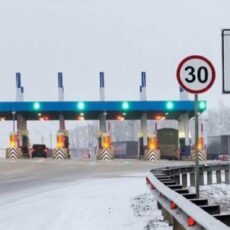 На скоростной дороге Шымкент-Ташкент планируют запустить годовой абонемент платная дорога