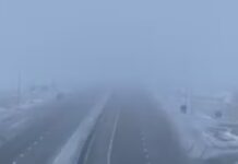 Внимание! На трассе гололед зима гололед