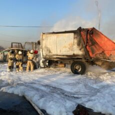 В Шымкенте горели машины по перевозке мусора пожар