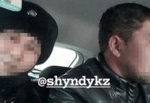 Сняли с должности за селфи с подозреваемым