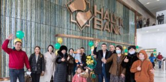 Шымкентский учитель за несколько минут стал владельцем квартиры в Алматы
