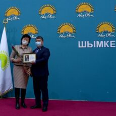 Благодарственные письма от Елбасы вручили активистам «NUR OTAN»