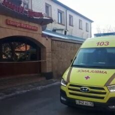 В Шымкенте женщина в кафе получила колотое ранение: появились подробности