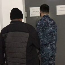 В Туркестанской области задержали водителя, сбившего трёх несовершеннолетних детей водитель