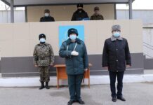 В Шымкенте военного, спасшего девушку от насилия, наградили орденом