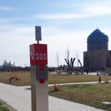 В Туркестане в туристических местах и парках устанавливается кнопка «SOS» кнопка