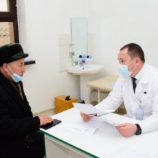 Квалифицированные специалисты из Алматы оказывают консультации жителям Отырарского района медики