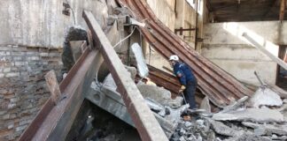 В Шымкенте в индустриальной зоне «Ордабасы» обрушилось здание: погибли трое мужчин