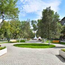 Традиции, рожденные этим летом сквер