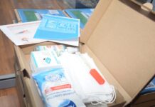 Жителям Туркестана раздали необычные аптечки