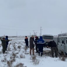 20 тысяч опор электропередачи повалил ветер в Туркестанской области ремонт