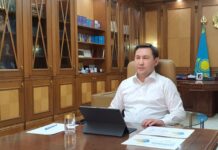 Мурат Айтенов обсудил с жителями вопросы уличного освещения