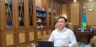 Мурат Айтенов обсудил с жителями вопросы уличного освещения