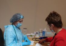 Айжан Есмагамбетова привилась отечественной вакциной QazVac Айжан Есмагамбетова