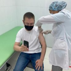 Рашид Аюпов после вакцинации: Полет нормальный. Идем дальше работать!