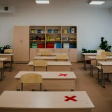 В школах страны установят тревожные кнопки