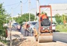 В микрорайоне Кызыл жар отремонтируют 5 км дорог дорога