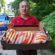 Семейная пара в Шымкенте открыла бизнес благодаря семейному гранту грант
