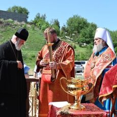Помнить больно, но забывать нельзя