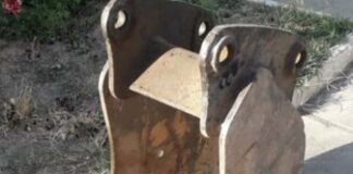 Ковш от трактора похитил мужчина в Сарыагаше ковш