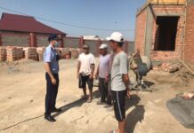 В Туркестанской области полицейские выявили более 550 нарушителей в ходе ОПМ “Мигрант” мигрант