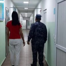 Ребенка за 7 миллионов пыталась продать женщина в Туркестане