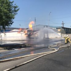В Шымкенте на АЗС произошел пожар: загорелся газ пожар