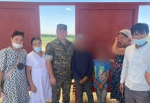 В Шымкенте трех потерявшихся детей вернули родителям дети