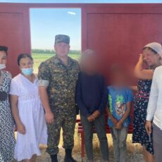 В Шымкенте трех потерявшихся детей вернули родителям дети