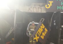 В Шымкенте произошел пожар на СТО, огнем уничтожен автомобиль