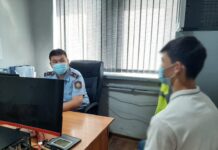 Похитителя сотовых телефонов задержали в Туркестане