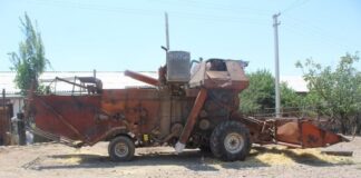 В Казыгуртском районе воры разобрали комбайн по запчастям комбайн