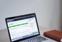 Как прописаться по месту жительства, не выходя из дома прописка