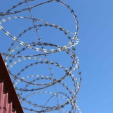 Медицинское обеспечение УИС передается в ведение Минздрава РК колючая проволока