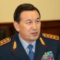 Президент РК освободил от должности Калмуханбета Касымова Калмуханбет Касымов