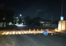 В Шымкенте обновляют пешеходные полосы зебра