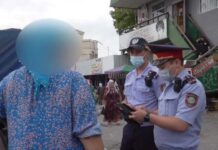 6 человек оштрафовали возле Верхнего рынка штраф