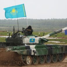 Казахстанские танкисты будут выступать на танках зеленого цвета на Армейских международных играх танковый биатлон
