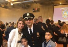 Американский полицейский из Туркестана Игорь Пинхасов мечтает вновь увидеть Родину Игорь Пинхасов с семьей