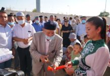 Благотворительный фонд «Келес-Абай» подарил новое жилье двум малообеспеченным семьям