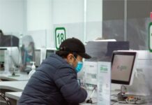 В Казахстане установлен определенный порядок приема на работу иностранцев трудовые мигранты