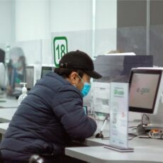 В Казахстане установлен определенный порядок приема на работу иностранцев трудовые мигранты