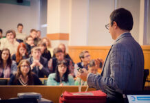 Около 6 миллионов тенге получит победитель конкурса «Лучший преподаватель вуза — 2021» ВУЗ, препадаватель