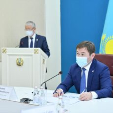 Аким Абайского района отчитался о проделанной работе за 9 месяцев отчет Б.Парманова