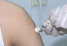 Как невакцинированные жители Шымкента, сами того не зная, получили «зеленый» статус