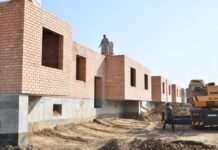 В жилом массиве «Игилик» строится новый жилой комплекс строительство