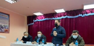 Что сказал Рашид Аюпов возмущенным жителям о строительстве химического завода в Тулькубасском районе брифинг