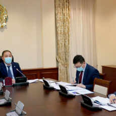 Заседание МВК: Тугжанов дал ряд поручений в связи с распространением нового штамма КВИ Совещание МВК