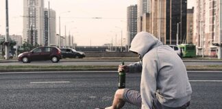 Более 100 человек наказали за распитие алкоголя в южном мегаполисе алкоголь