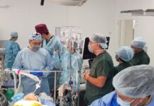 В Шымкенте прошел мастер-класс кардиохирургов операция